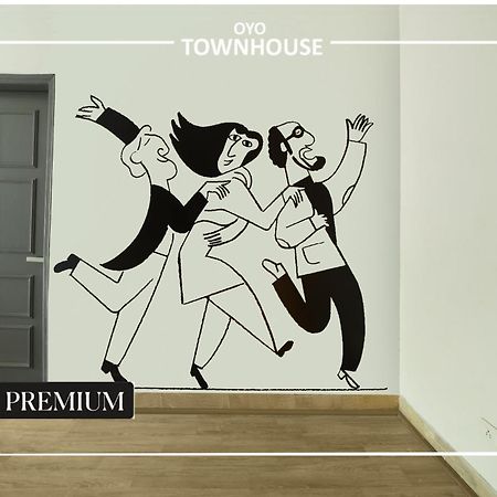 Oyo Townhouse 120 Shushant Lok Gurgaon Esterno foto